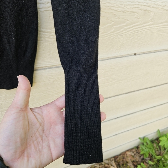 J. Crew Collection black italian cashmere turtleneck sweater size small flawed - Picture 3 of 8